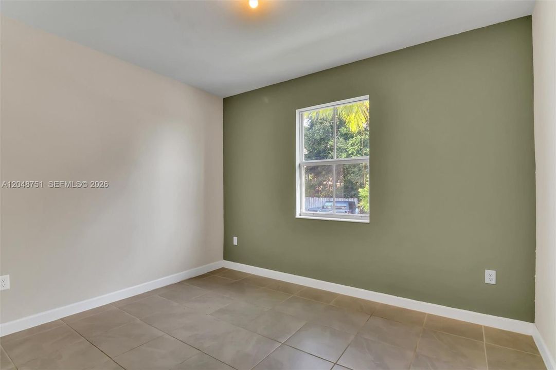 For Sale: $610,000 (4 beds, 3 baths, 1895 Square Feet)