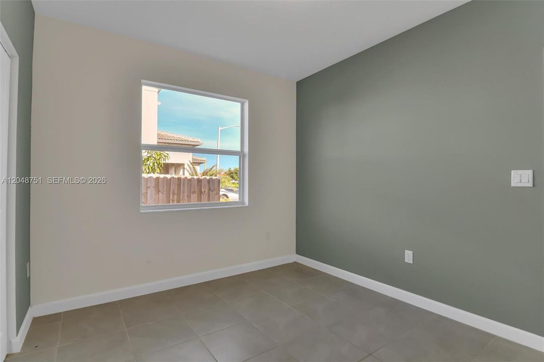 For Sale: $610,000 (4 beds, 3 baths, 1895 Square Feet)
