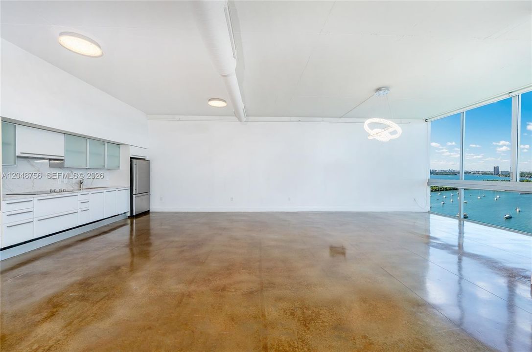 For Rent: $5,600 (2 beds, 2 baths, 1848 Square Feet)