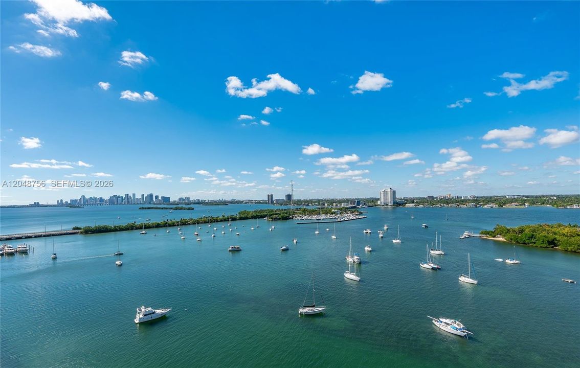 For Rent: $5,600 (2 beds, 2 baths, 1848 Square Feet)