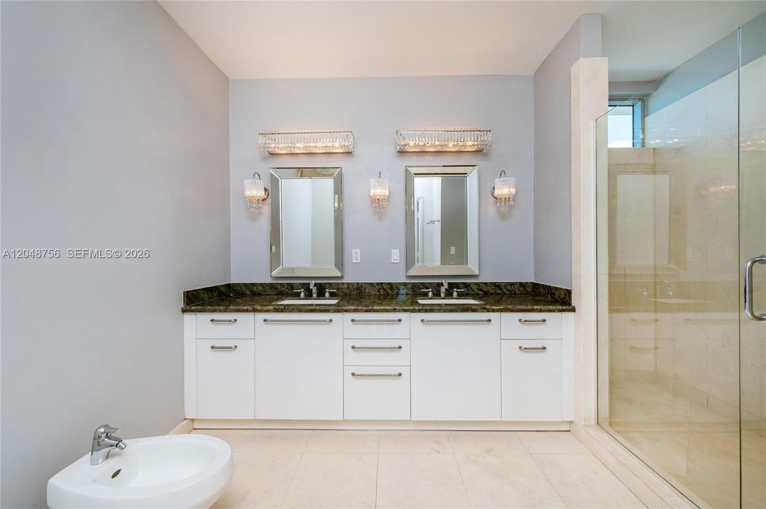 For Rent: $5,600 (2 beds, 2 baths, 1848 Square Feet)