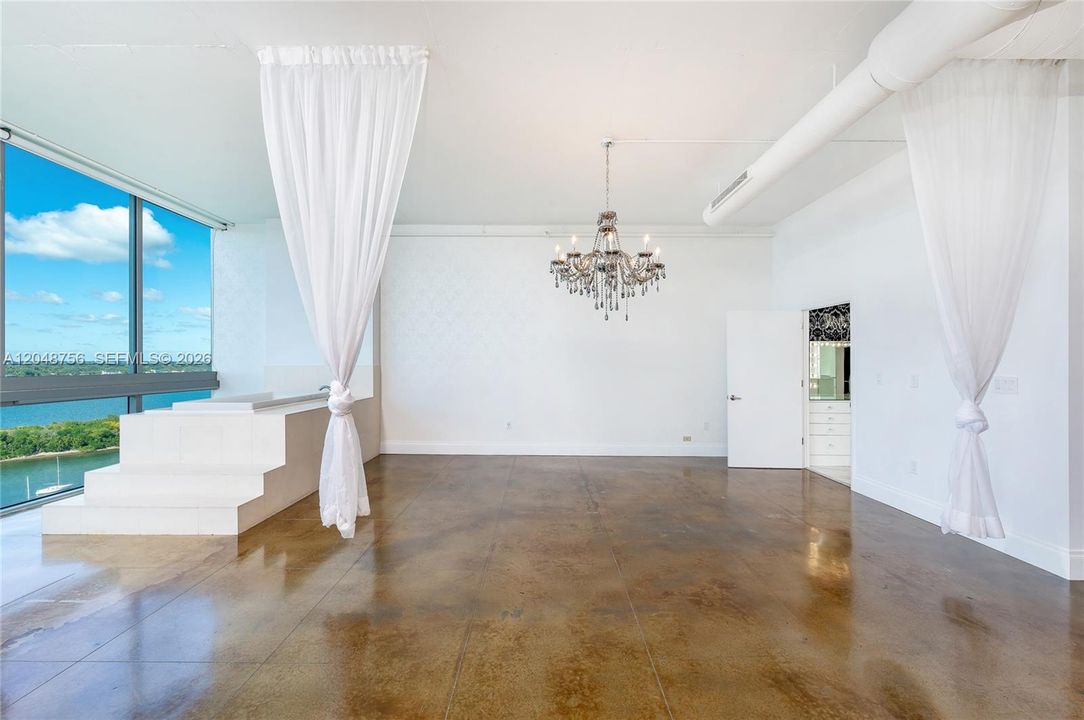 For Rent: $5,600 (2 beds, 2 baths, 1848 Square Feet)