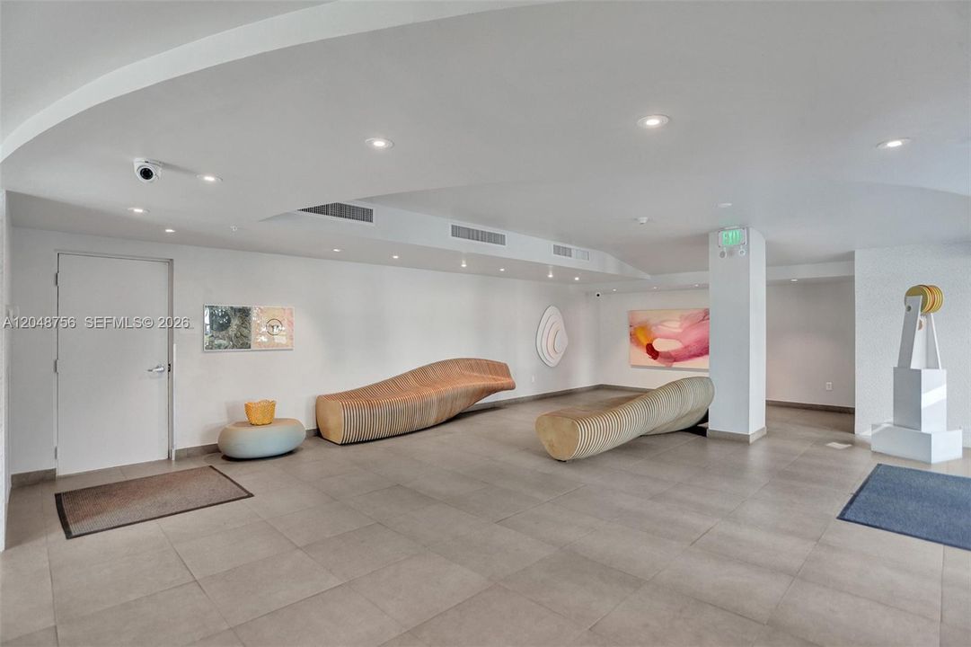 For Rent: $5,600 (2 beds, 2 baths, 1848 Square Feet)