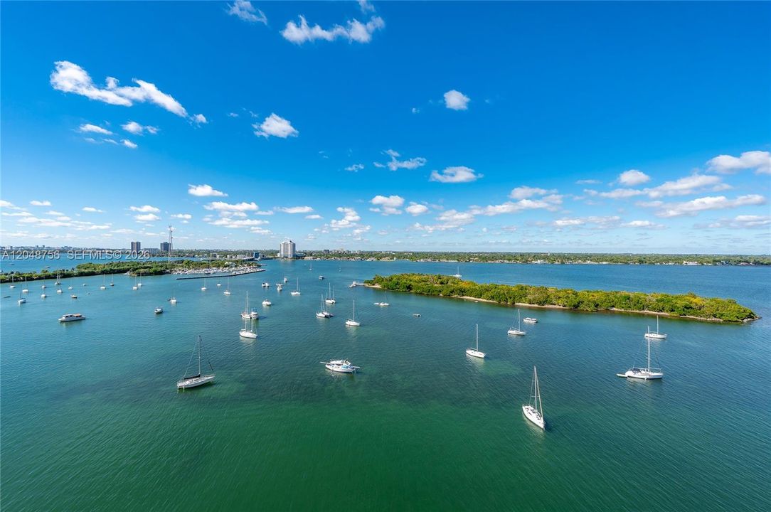 For Rent: $5,600 (2 beds, 2 baths, 1848 Square Feet)