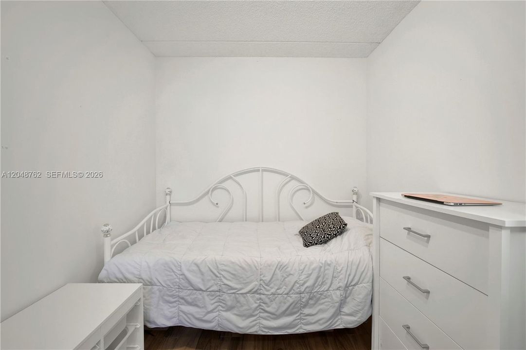 Vendido Recientemente: $220,000 (1 camas, 1 baños, 749 Pies cuadrados)