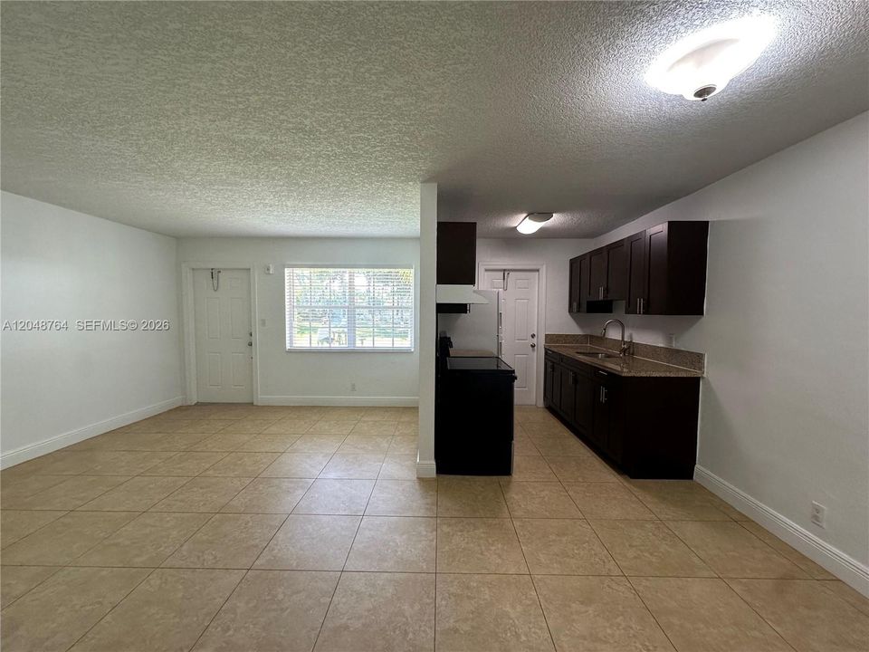 For Rent: $1,595 (1 beds, 1 baths, 0 Square Feet)