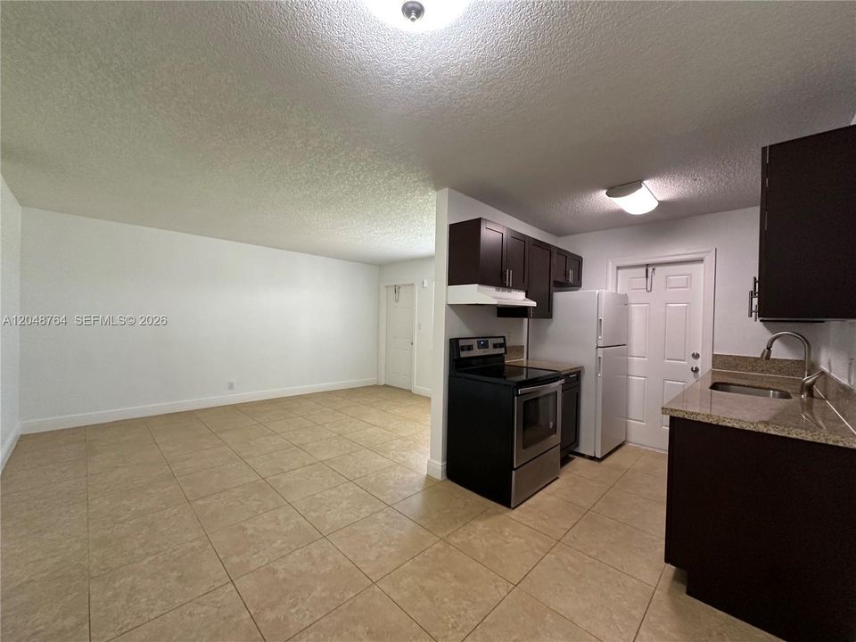 For Rent: $1,595 (1 beds, 1 baths, 0 Square Feet)