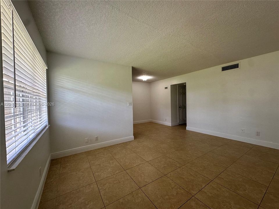 For Rent: $1,595 (1 beds, 1 baths, 0 Square Feet)