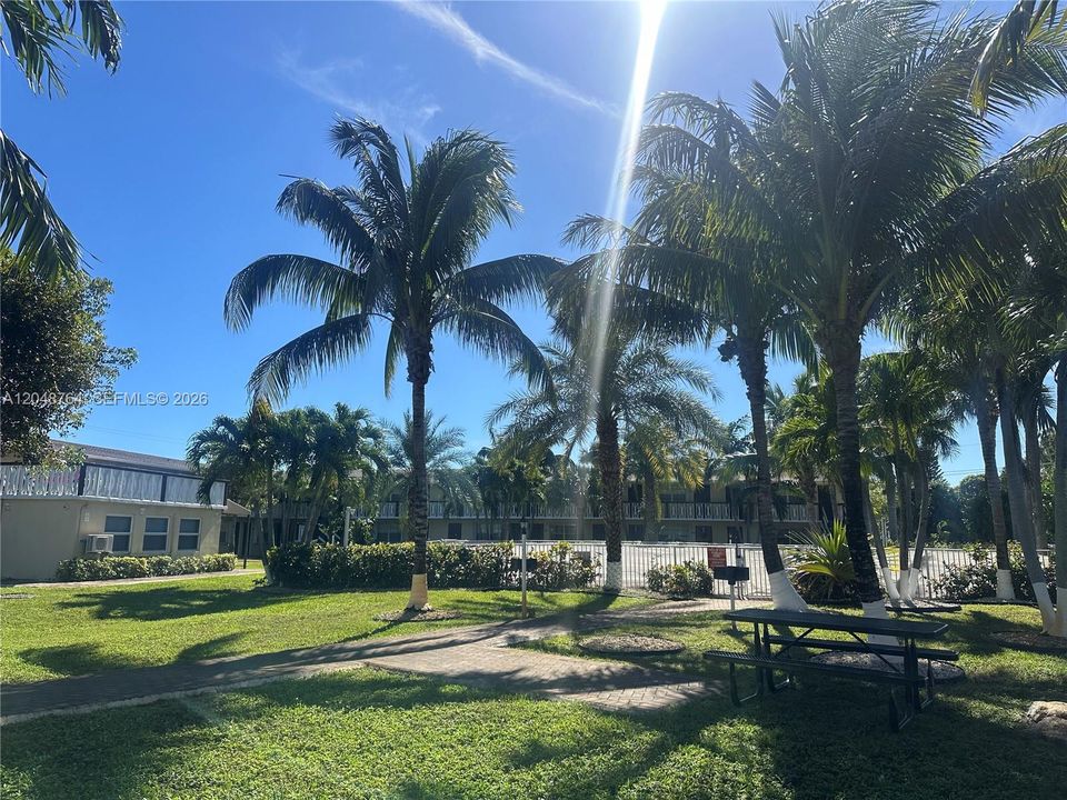 For Rent: $1,595 (1 beds, 1 baths, 0 Square Feet)