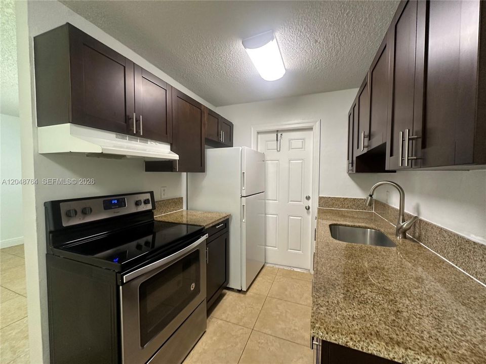 For Rent: $1,595 (1 beds, 1 baths, 0 Square Feet)
