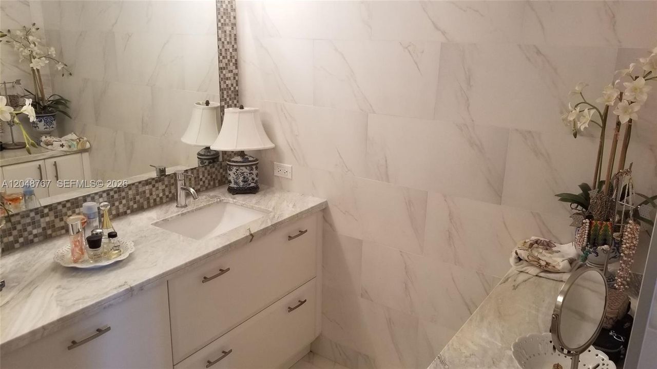 For Rent: $4,200 (2 beds, 2 baths, 1522 Square Feet)