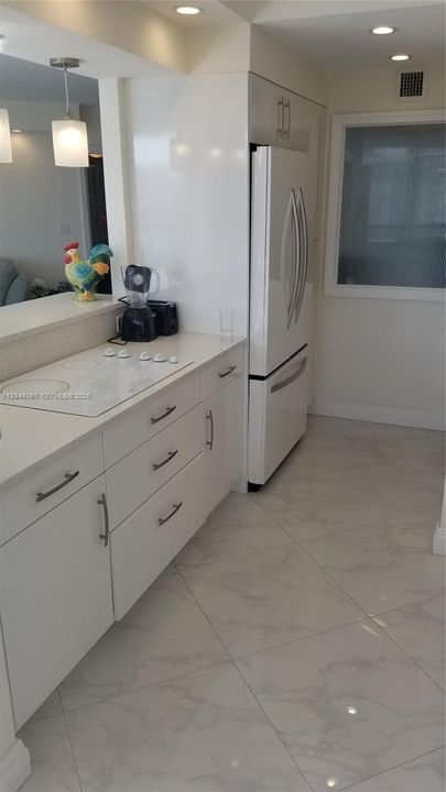 For Rent: $4,200 (2 beds, 2 baths, 1522 Square Feet)