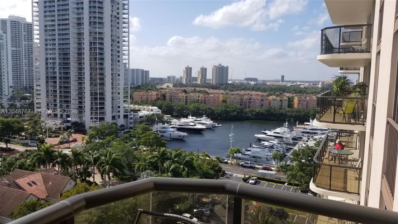 For Rent: $4,200 (2 beds, 2 baths, 1522 Square Feet)