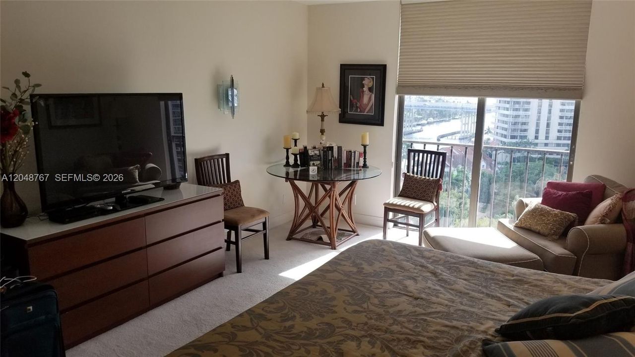 For Rent: $4,200 (2 beds, 2 baths, 1522 Square Feet)