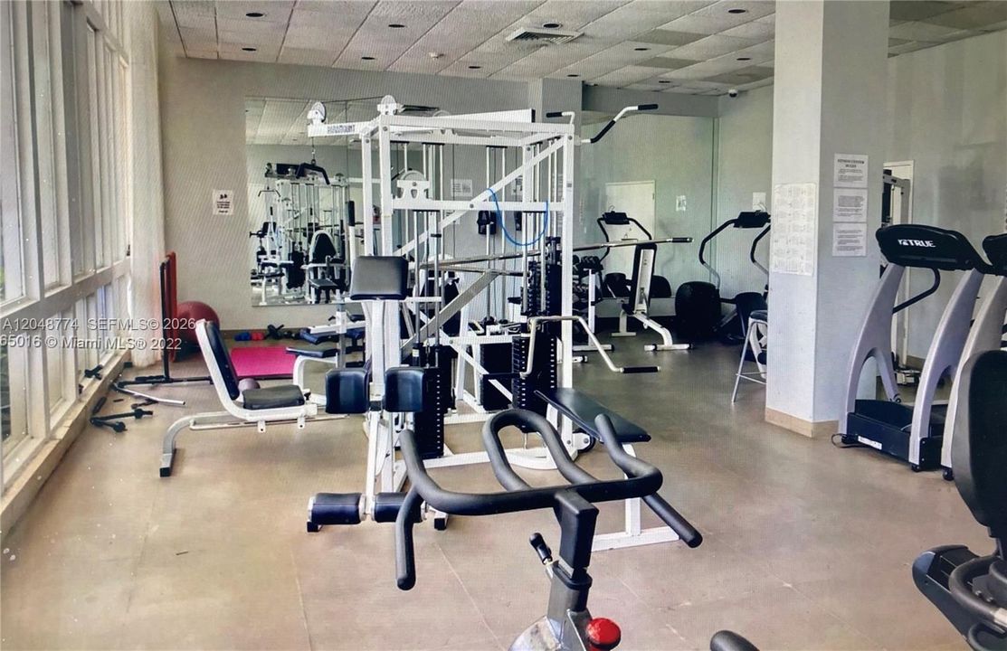 For Rent: $2,900 (2 beds, 2 baths, 1020 Square Feet)