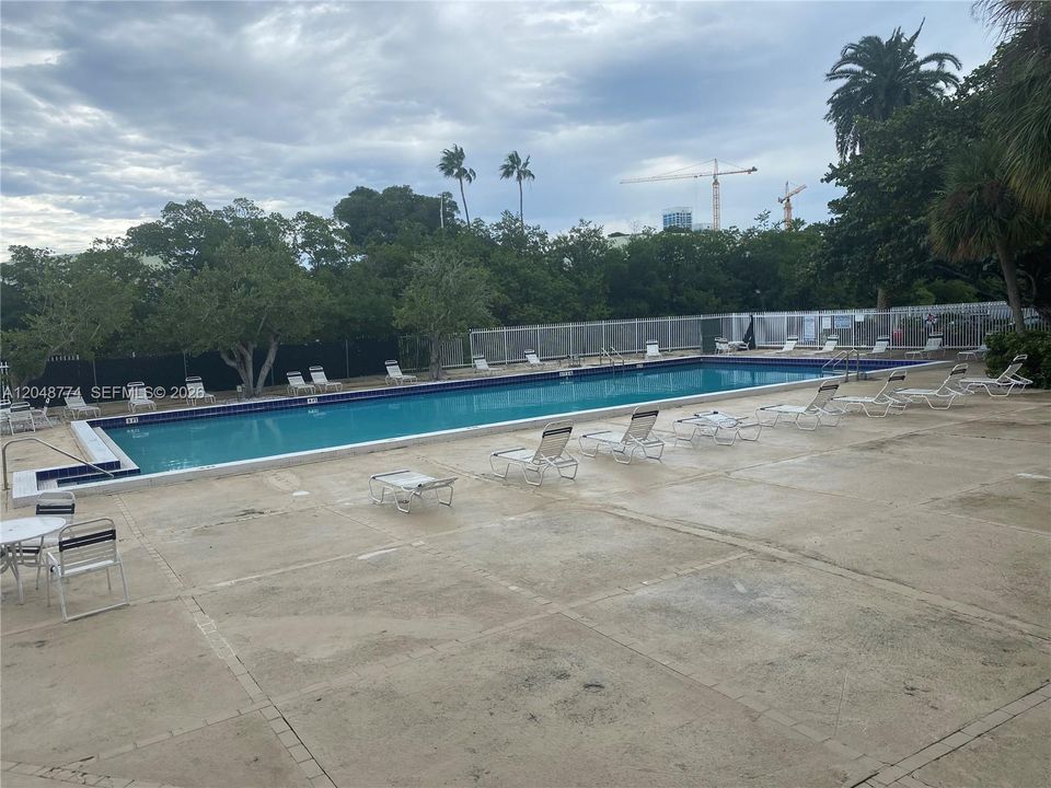For Rent: $2,900 (2 beds, 2 baths, 1020 Square Feet)