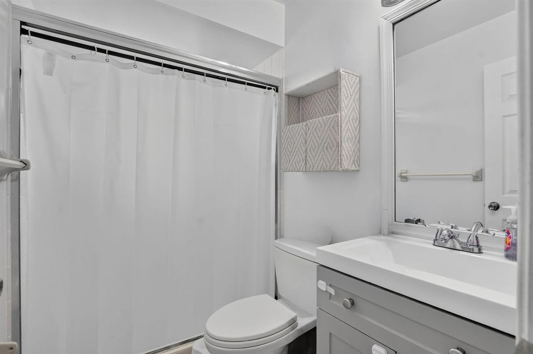 23-web-or-mls-7690 (2)