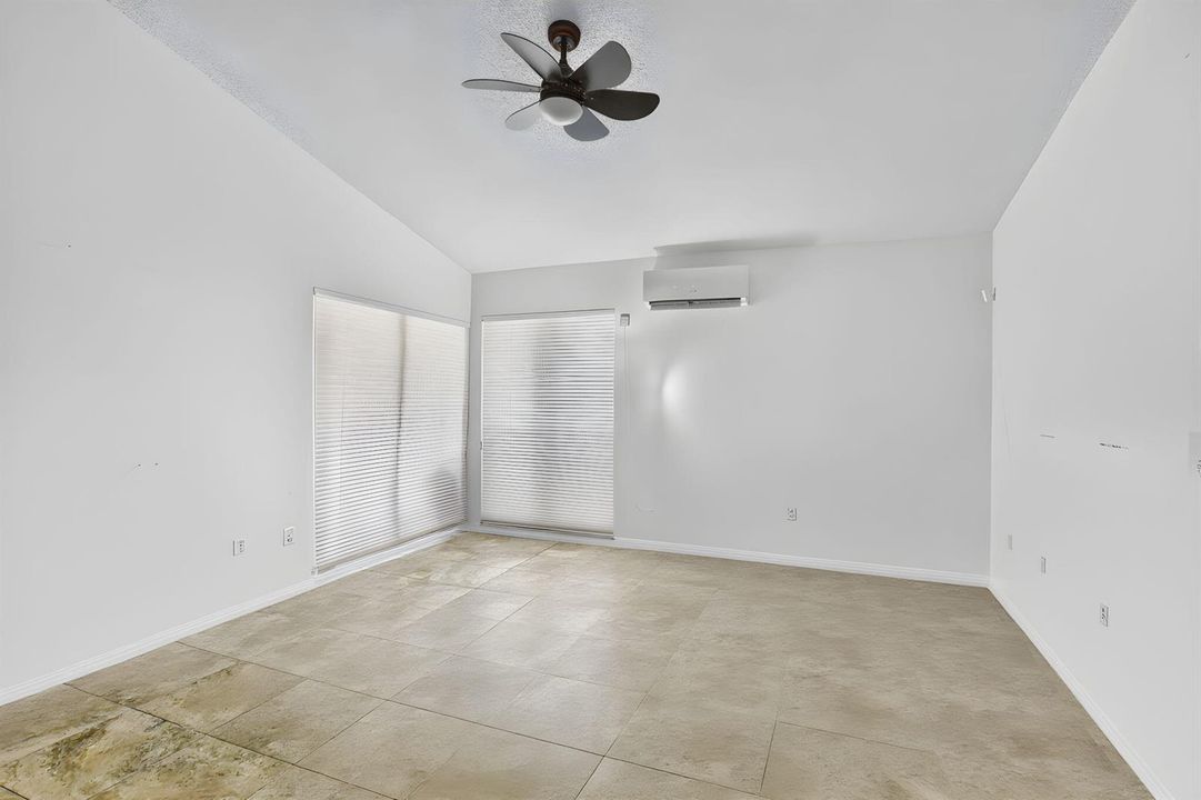 17-web-or-mls-7690 (15)