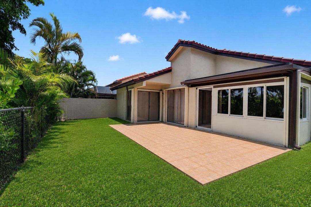 30-web-or-mls-7690 (2)