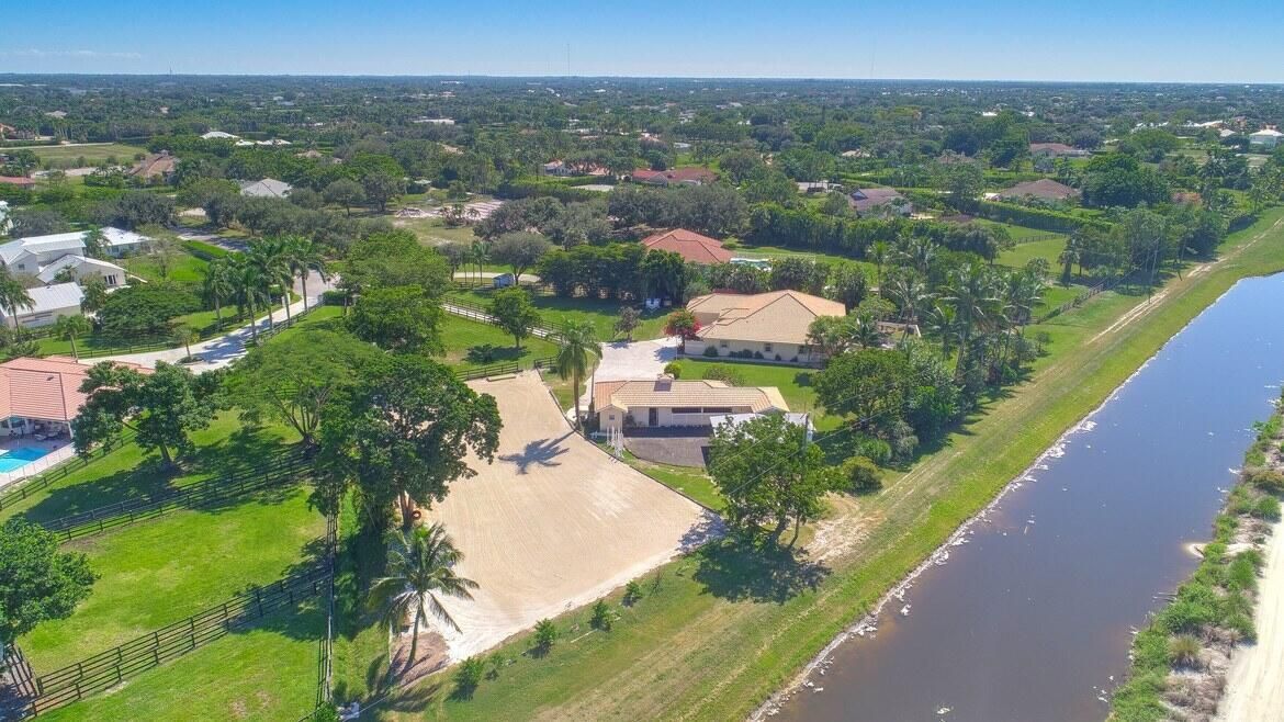 Oatland Court Aerial