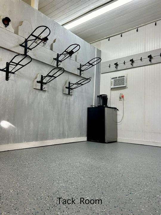 tack room