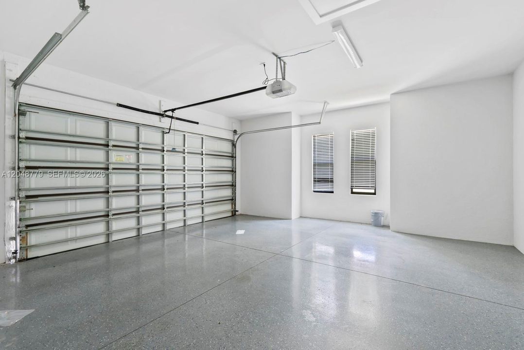 На продажу: $799,000 (3 спален, 2 ванн, 1935 Квадратных фут)
