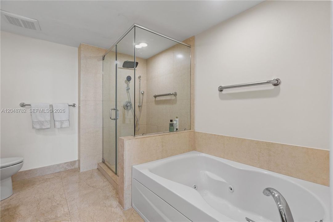 For Sale: $1,075,000 (3 beds, 2 baths, 1789 Square Feet)