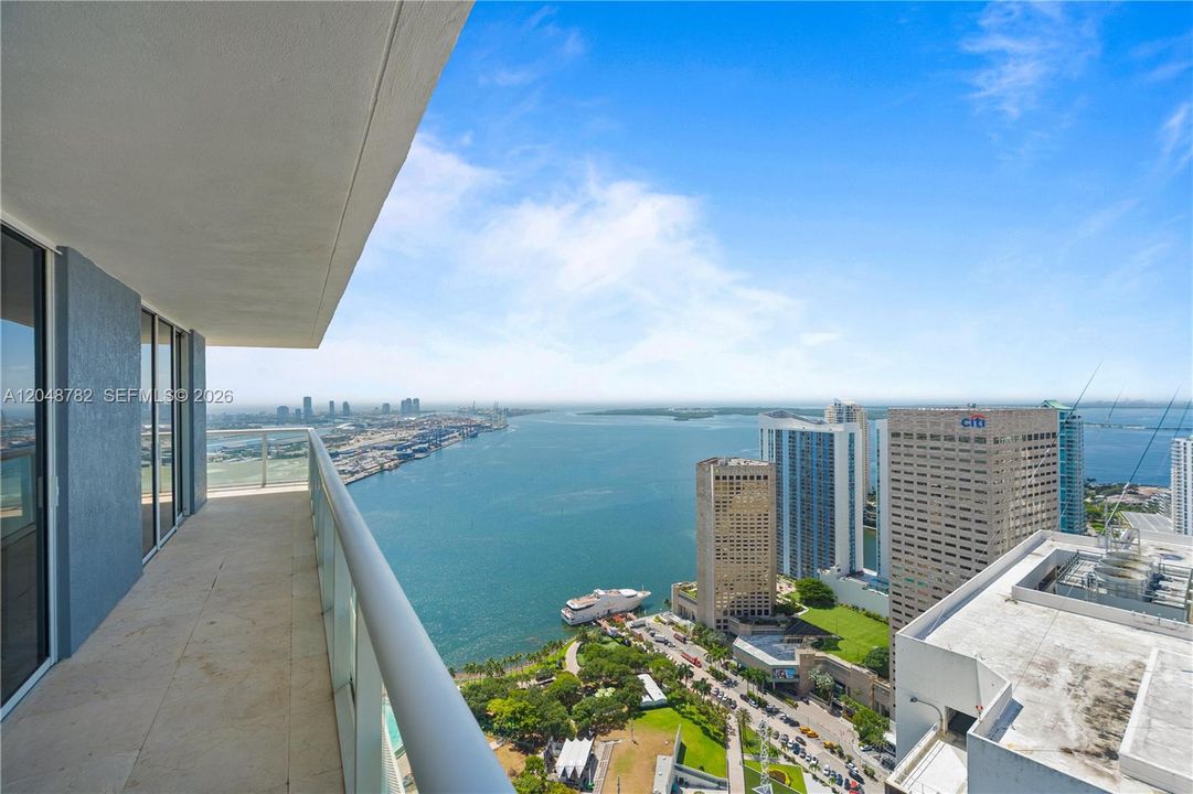 For Sale: $1,075,000 (3 beds, 2 baths, 1789 Square Feet)