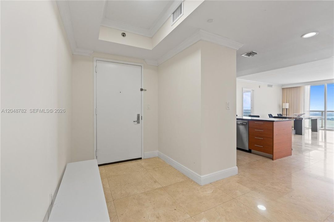 For Sale: $1,075,000 (3 beds, 2 baths, 1789 Square Feet)