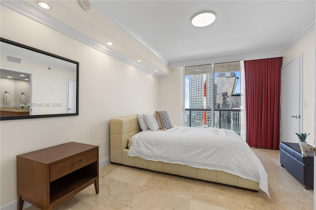 For Sale: $1,075,000 (3 beds, 2 baths, 1789 Square Feet)