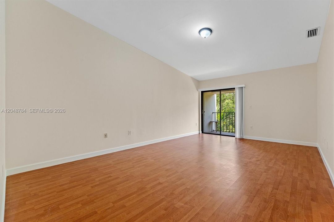 For Rent: $3,800 (2 beds, 2 baths, 1566 Square Feet)