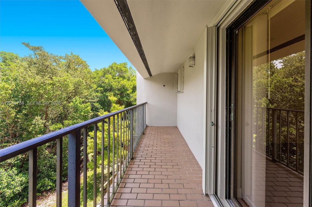 For Rent: $3,800 (2 beds, 2 baths, 1566 Square Feet)