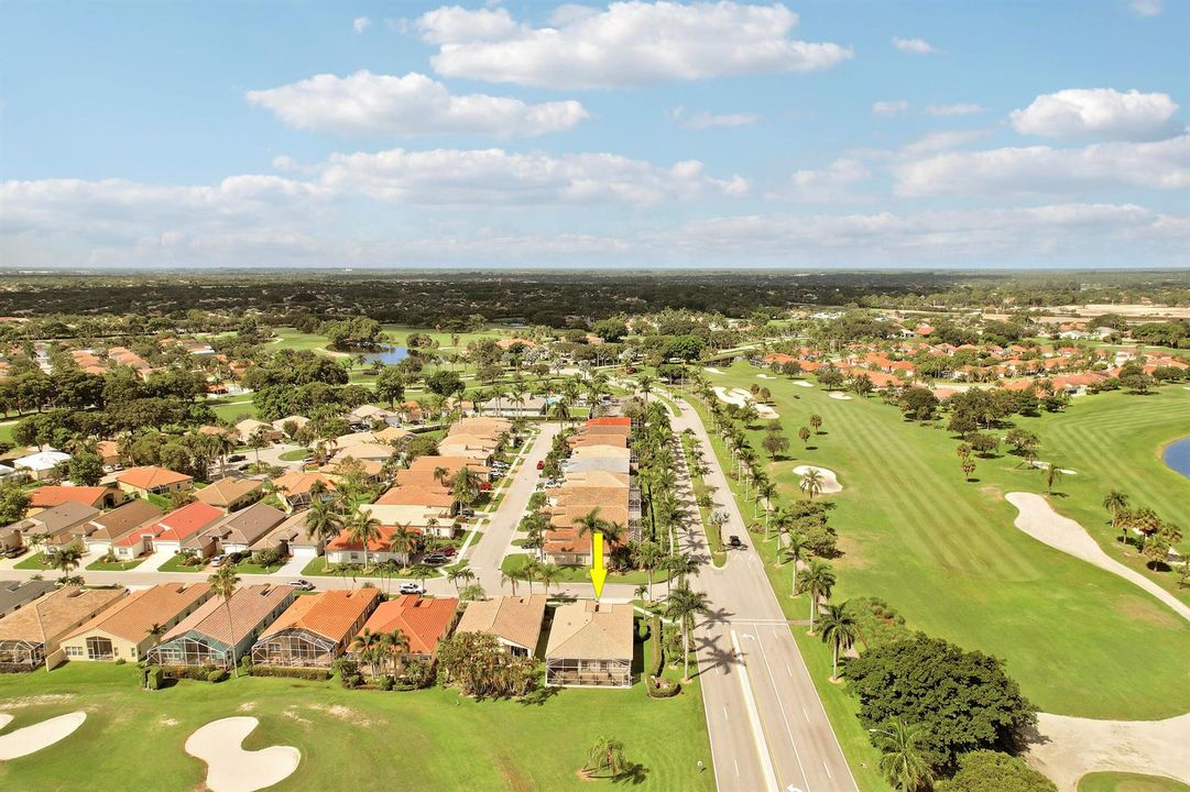 6272 Harbour Club Aerial