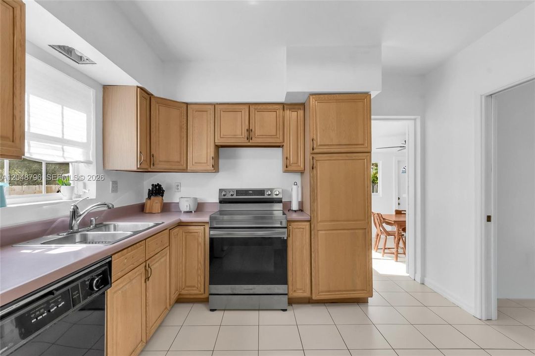 For Sale: $1,299,000 (4 beds, 2 baths, 2024 Square Feet)