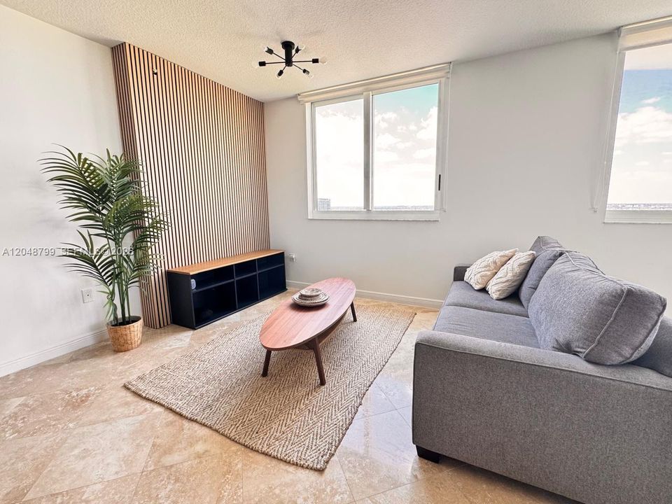 For Sale: $550,000 (3 beds, 2 baths, 1481 Square Feet)