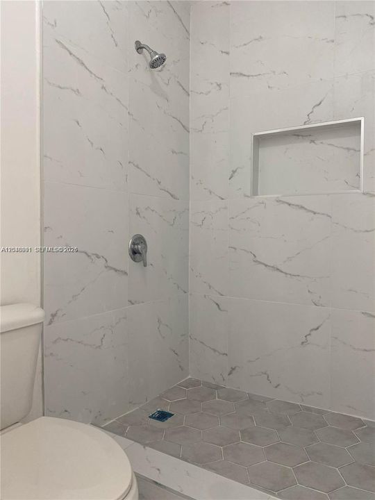For Rent: $2,750 (2 beds, 2 baths, 1044 Square Feet)