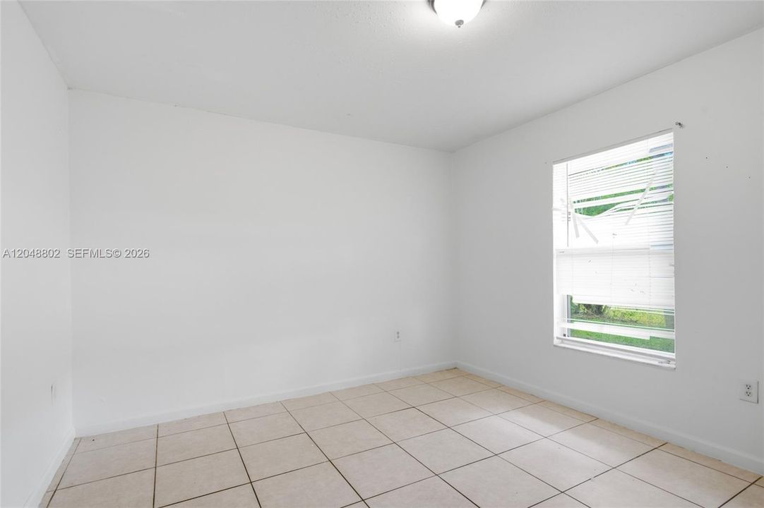 For Sale: $599,998 (0 beds, 0 baths, 2214 Square Feet)