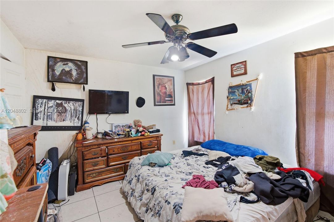 For Sale: $599,998 (0 beds, 0 baths, 2214 Square Feet)
