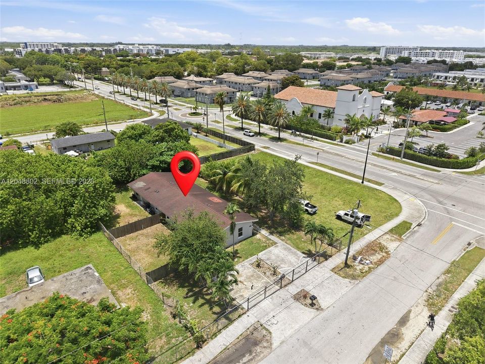 For Sale: $599,998 (0 beds, 0 baths, 2214 Square Feet)