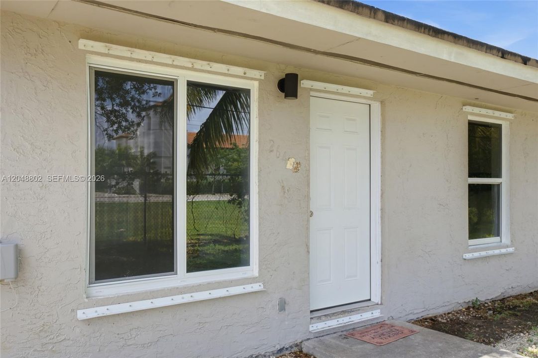For Sale: $599,998 (0 beds, 0 baths, 2214 Square Feet)