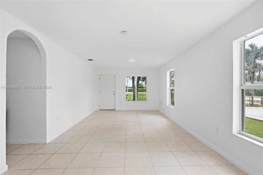 For Sale: $599,998 (0 beds, 0 baths, 2214 Square Feet)