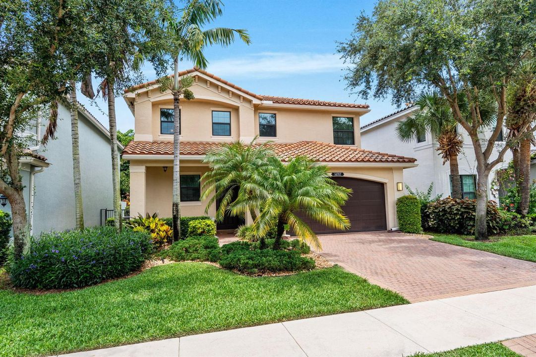 3-web-or-mls-A7400656