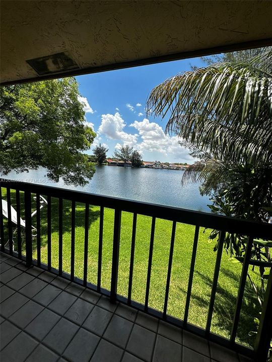 For Rent: $2,500 (2 beds, 2 baths, 770 Square Feet)