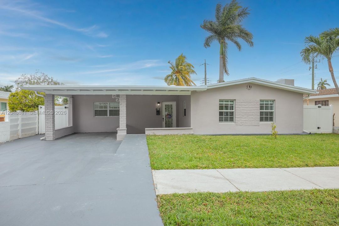 For Rent: $4,000 (3 beds, 2 baths, 1664 Square Feet)