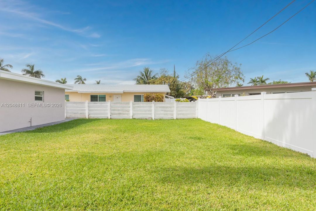 For Rent: $4,000 (3 beds, 2 baths, 1664 Square Feet)
