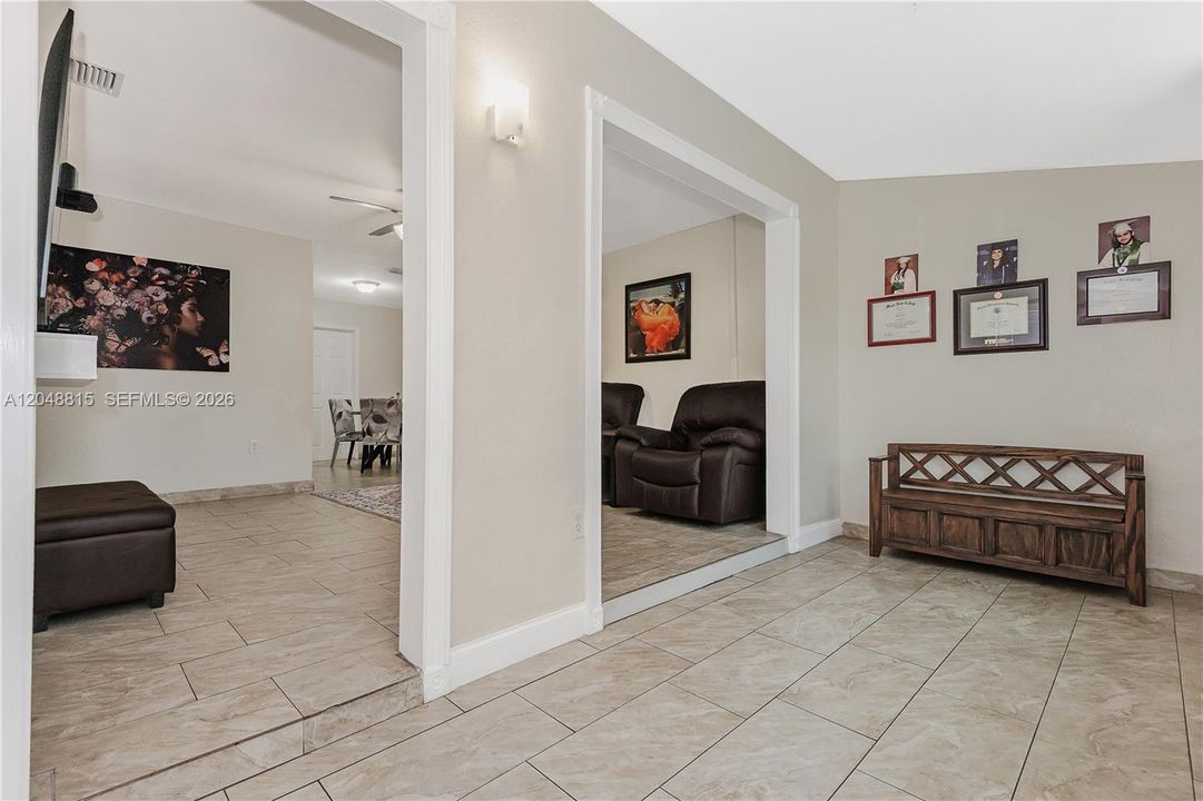For Sale: $639,000 (5 beds, 2 baths, 1752 Square Feet)