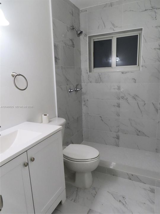 For Rent: $4,000 (3 beds, 2 baths, 1812 Square Feet)