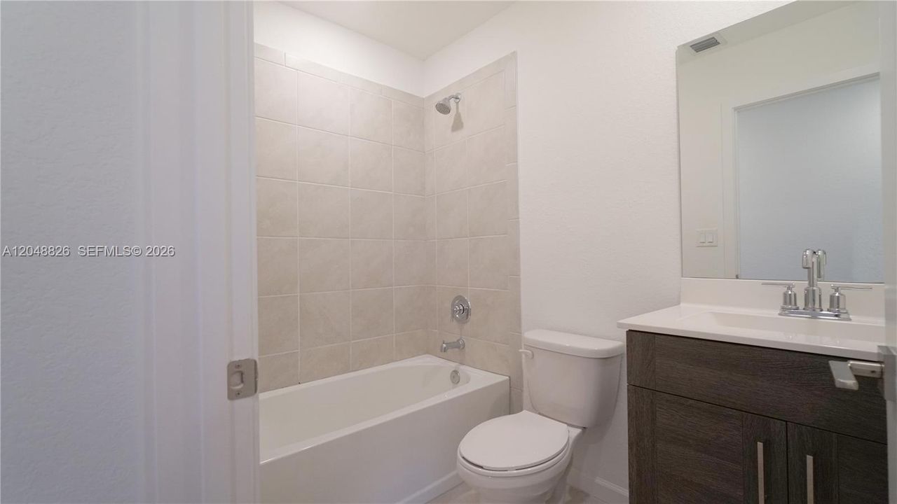 For Rent: $2,750 (4 beds, 3 baths, 1374 Square Feet)