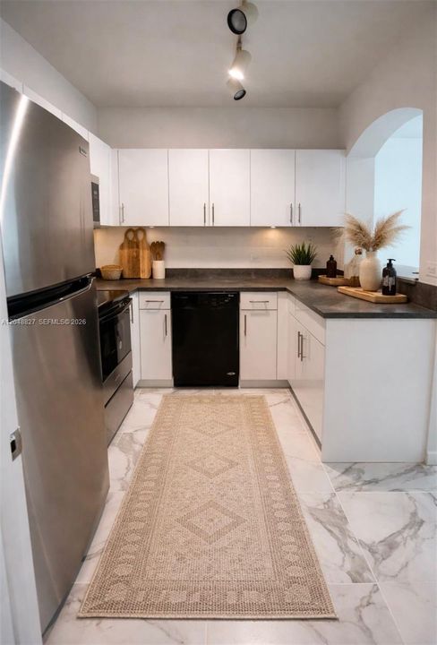 staging image