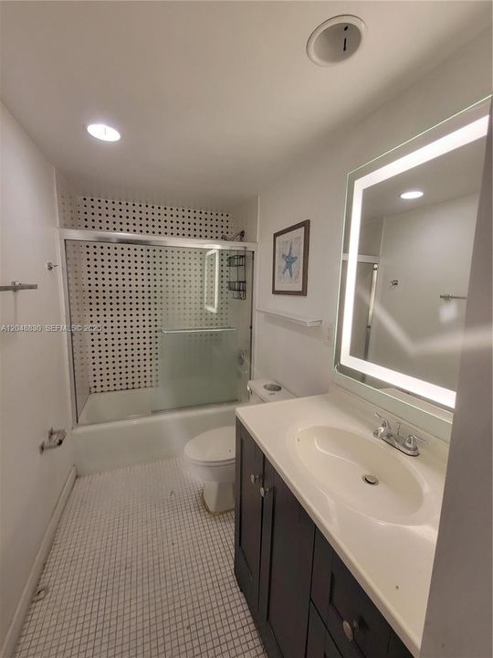 For Sale: $330,000 (2 beds, 2 baths, 1525 Square Feet)